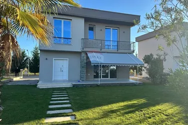 Foto di vila in vendita Rrotull, Hamallaj, Durrës