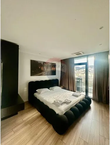 Foto di Appartamento in vendita Lake View, Rruga e Kosovarëve, Tiranë