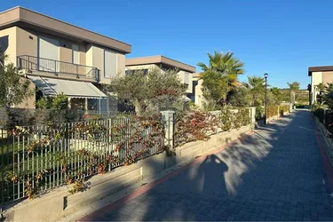 Foto di vila in vendita Rrotull, Hamallaj, Durrës