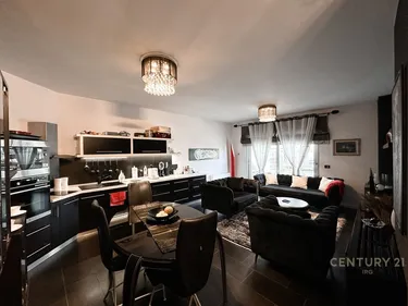 Fotografie Byt na prodej Blloku, Tiranë