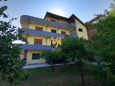 Foto av vila till salu Rruga Siri Kodra, Tiranë