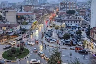 Foto av shop till salu Komuna Parisit, Tiranë