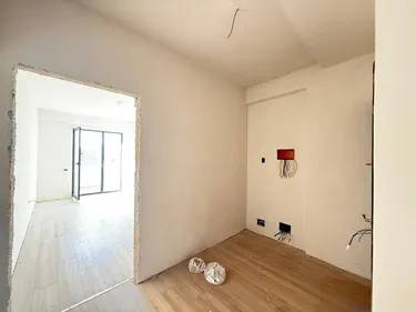 Фото Квартира на продажу Astir, Tiranë