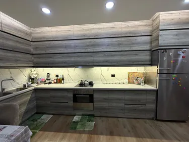 Фото Квартира на продажу Komuna e Parisit, Rruga Komuna e Parisit, Tiranë