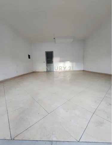 Foto e Ambient biznesi në shitje Kthesa e Kamzes, Kthesa e Kamzës, Tiranë