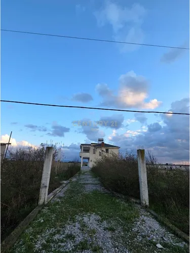 Foto di vila in vendita Fllake, Durrës