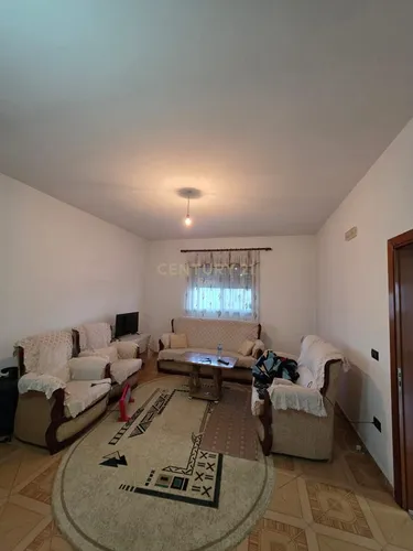 Foto e Vilë në shitje Fllak, Durrës