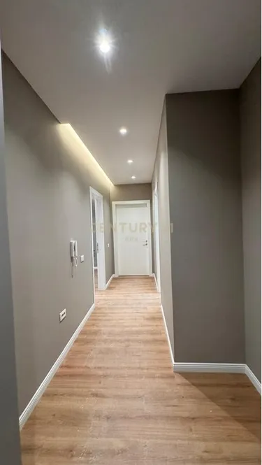 Foto e Apartment në shitje Kompleksin Xheluks, Rruga e Elbasanit, Tiranë