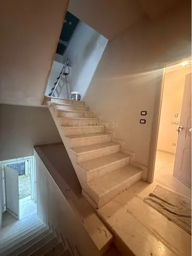 Foto e Vilë në shitje Plazh, Durrës