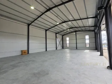 Fotografie commercial k pronájmu Rruga Vore-fushe Kruje, Vorë, Tiranë