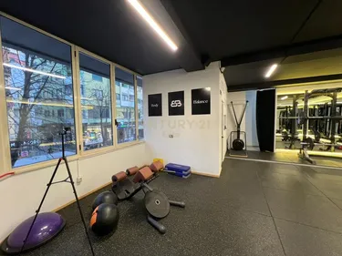 Photo of commercial for sale Blloku, Rruga Sami Frashëri, Tiranë