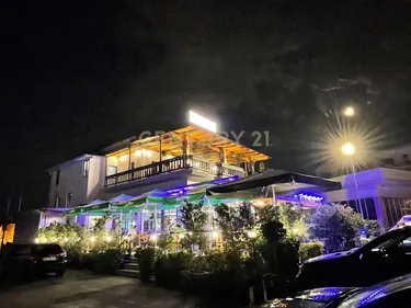 Foto av hotel till salu Vorë, Tiranë