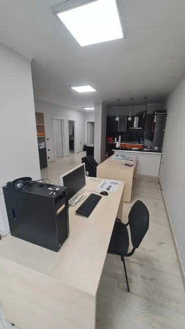 Фото Квартира на продажу Rruga Sali Butka, Tiranë