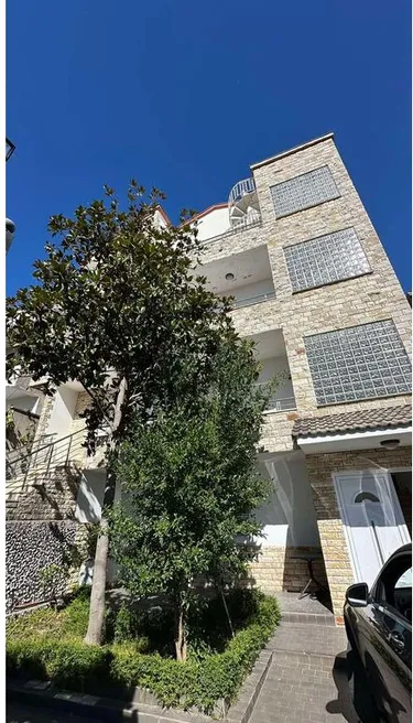 Foto e Shtëpi në shitje Shkoze, Rruga Kristaq Antoniu, Tiranë