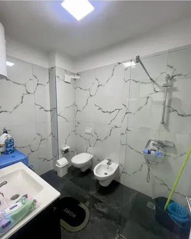 Zdjęcie Mieszkanie do wynajęcia Golden Park, Rruga e Kavajës, Tiranë