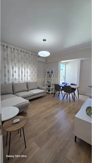 Zdjęcie Mieszkanie do wynajęcia Muzeu, Durrës