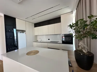 Foto e penthouse me qera Lake View, Rruga e Kosovarëve, Tiranë