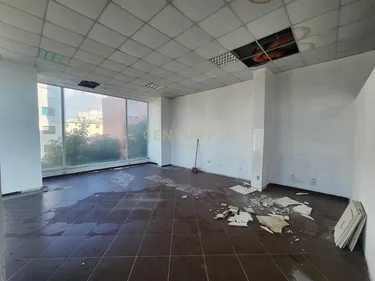 Foto e Ambient biznesi me qera Qender, Durrës