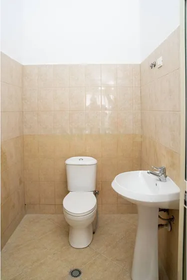 Foto e Dyqan me qera Plazh Iliria, Durrës