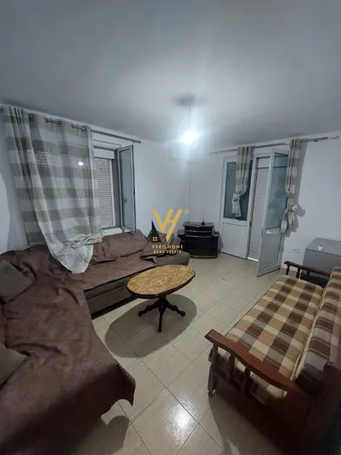 Foto e Apartment me qera Sheshi Willson, Tiranë