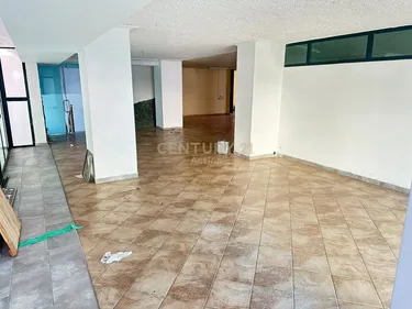 Foto di commercial in vendita Vollga, Durrës