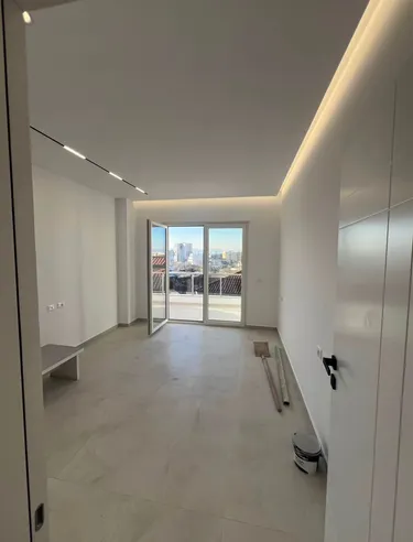 Photo of Apartment for sale Fresku, Rruga Shefqet Kuka, Tiranë