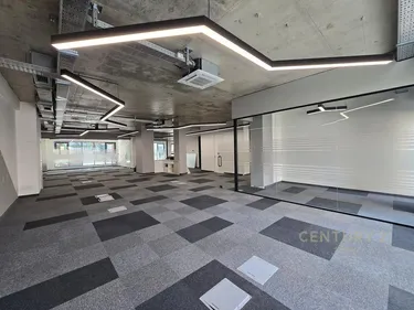 Zdjęcie office na sprzedaż Rruga e Kosovareve, Tiranë