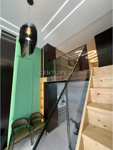 Foto e Ambient biznesi në shitje Lulishtja, Durrës