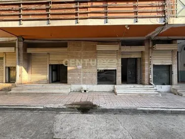 Zdjęcie commercial na sprzedaż Ali Demi, Tiranë