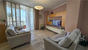 Photo of Apartment for sale Liqeni i Thatë, Rruga Peti, Tiranë