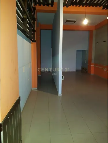 Foto e Dyqan në shitje Currila, Durrës