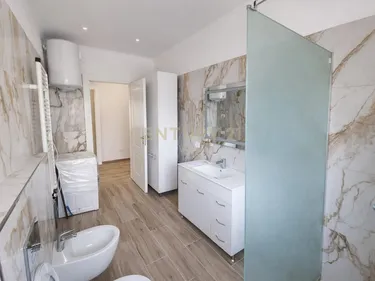 Foto e Apartment në shitje Qender, Durrës