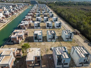 Foto di vila in vendita Gjiri i Lalëzit, Turquoise Marina, Durrës