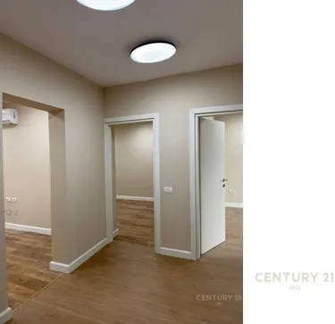 Foto di Appartamento in vendita Petro Nini, Rruga Margarita Tutulani, Tiranë