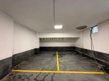 Foto e garage në shitje Lagjja Nr.5, Rruga Aleksander Goga, Durrës