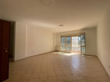 Foto di Appartamento in vendita Stacioni i Trenit, Durrës