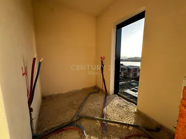 Foto di vila in vendita Liqeni i Farkës, Tiranë