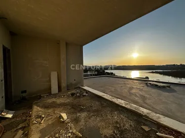 Foto di vila in vendita Liqeni i Farkës, Tiranë