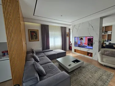 Foto di Appartamento in vendita Rruga Margarita Tutulani, Tiranë