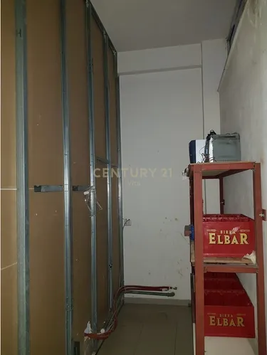 Foto e Ambient biznesi në shitje Currila, Durrës