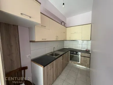 Foto di Appartamento in vendita Liqeni i Thatë, Tiranë