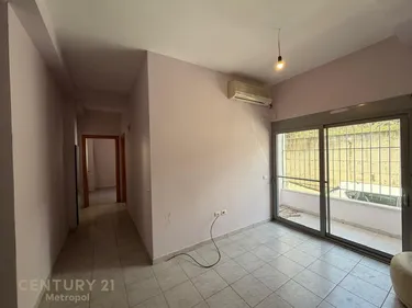 Foto di Appartamento in vendita Liqeni i Thatë, Tiranë
