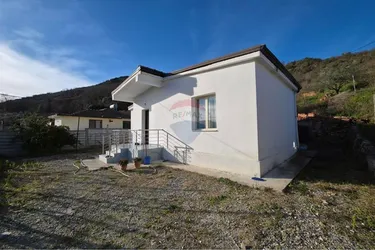 Zdjęcie house na sprzedaż Pezë Helmës, Ndroq, Tiranë