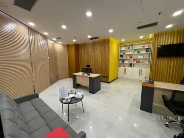 Zdjęcie commercial na sprzedaż Rruga e Elbasanit, Tiranë