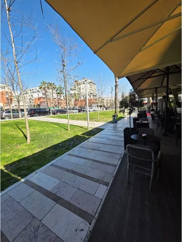 Foto e Ambient biznesi në shitje Qender, Durrës