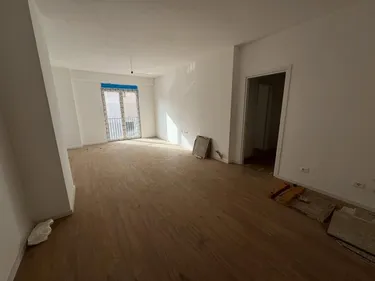 Фото Квартира на продажу Orbital Gener 2, Bulevardi i Ri, Tiranë