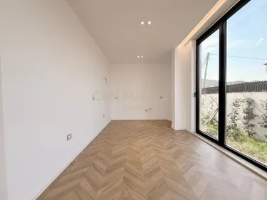 Fotografie vila na prodej Qendra Tregtare Teg, Mjull Bathore, Tiranë