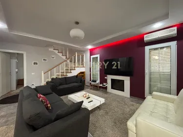 Фото Квартира на продажу Gjiri i Lalzit, Kompleksi Lura 1, Durrës