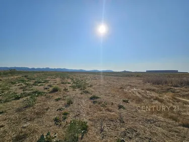 Foto di land in vendita Sektor Rinia, Rruga Vath Turja, Durrës