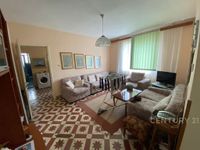 Bulevardi kryesor - photos of  for Property